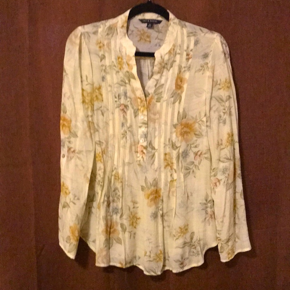 Zac and Rachel cream flowered blouse